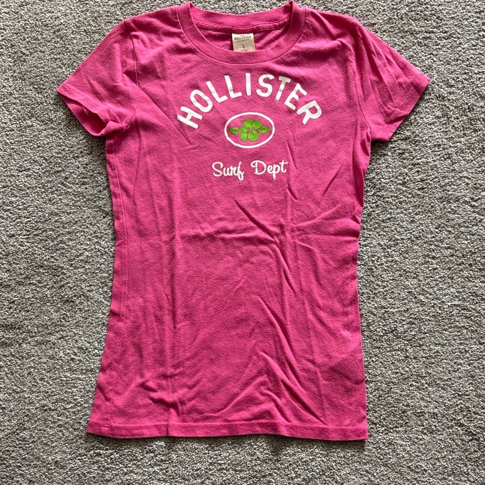 2000s Hollister Hot Pink Logo Tee with Green Accent